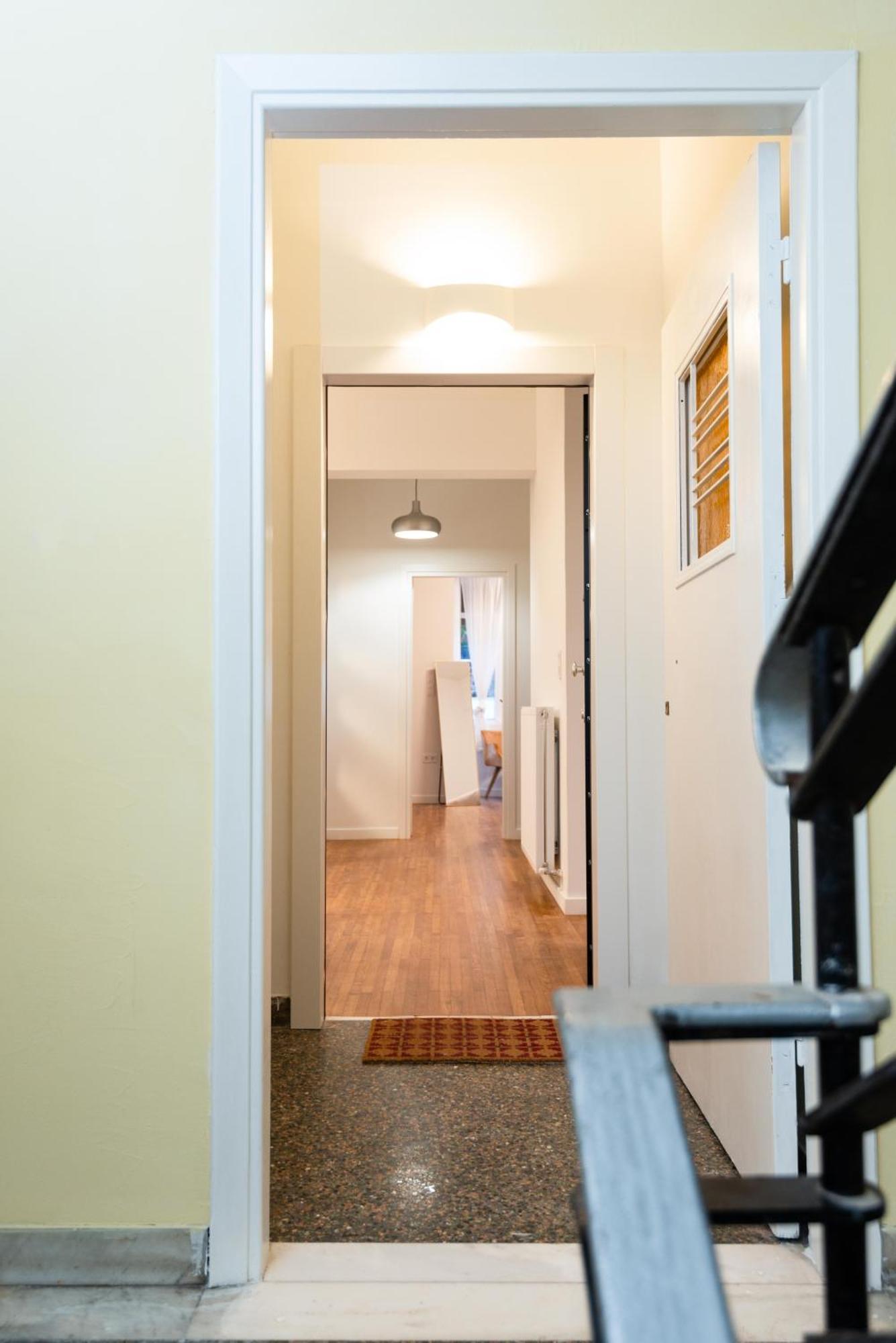 Zen Love, Exarchia Atenas Exterior foto
